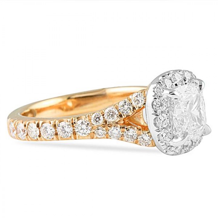 1.04 carat Cushion Rose and White Gold Engagement Ring