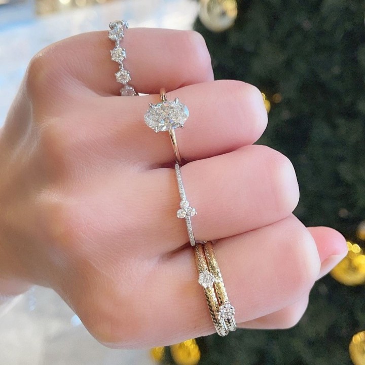 Delicate Trio Ring flat