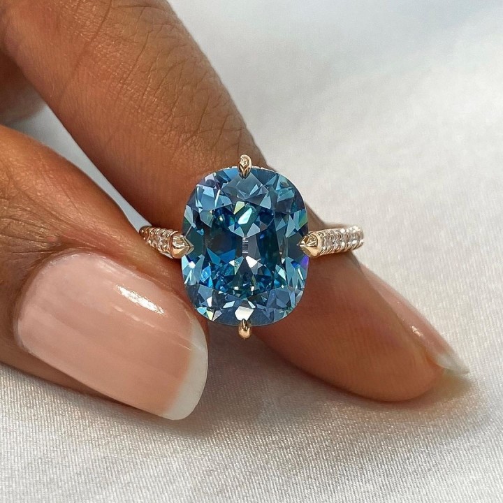 6.07ct Fancy Blue Antique Cushion Lab Diamond Ring flat