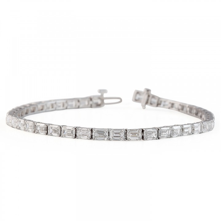7.9 carat Emerald Cut Lab Diamond East-West Tennis Bracelet flat