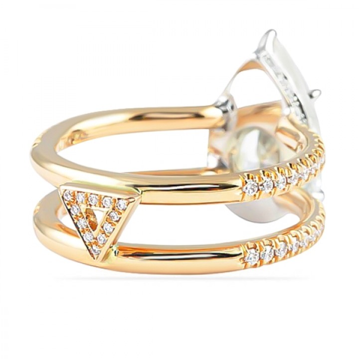 2.60ct Pear Shape Two-Tone Split Band Engagement Ring angle
