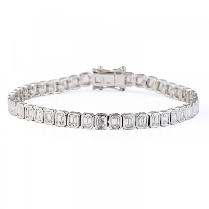 6.89 carat Bezel Set Emerald Cut Diamond Tennis Bracelet round