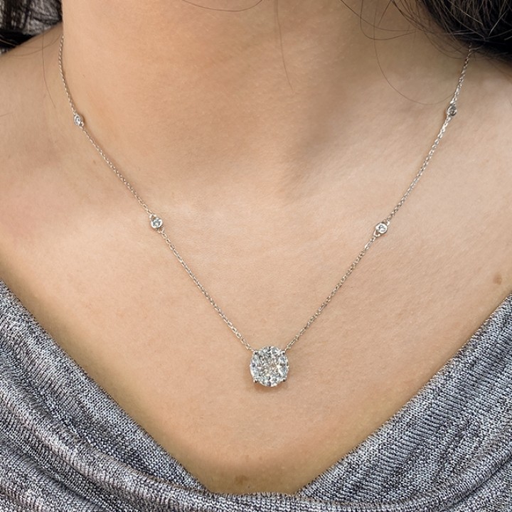 Princess and Marquise Diamond Cluster Pendant zoom in