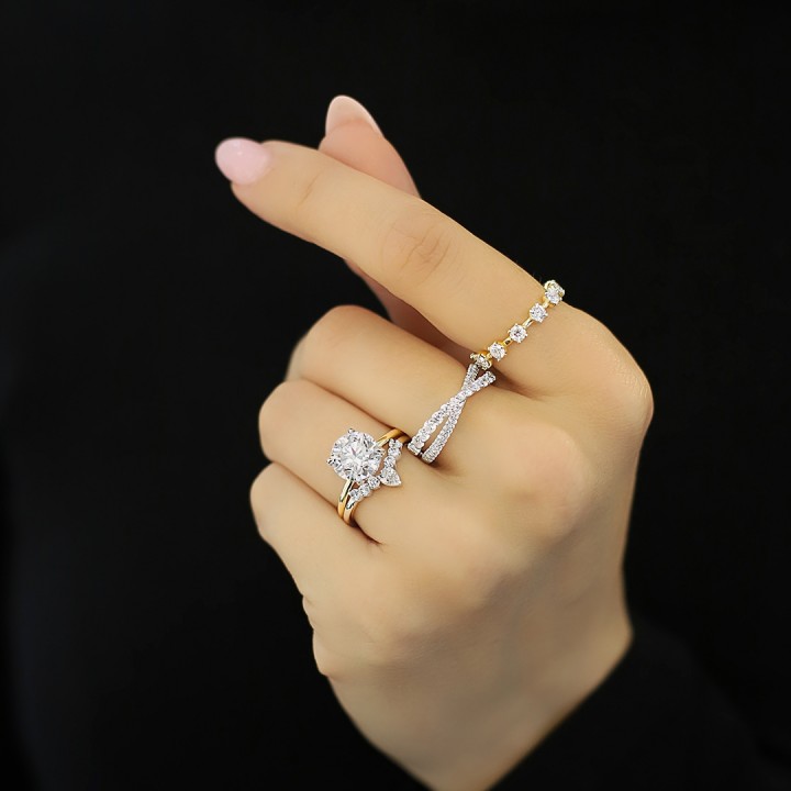 2.70 carat Round Lab Diamond Two-Tone Solitaire Ring flat