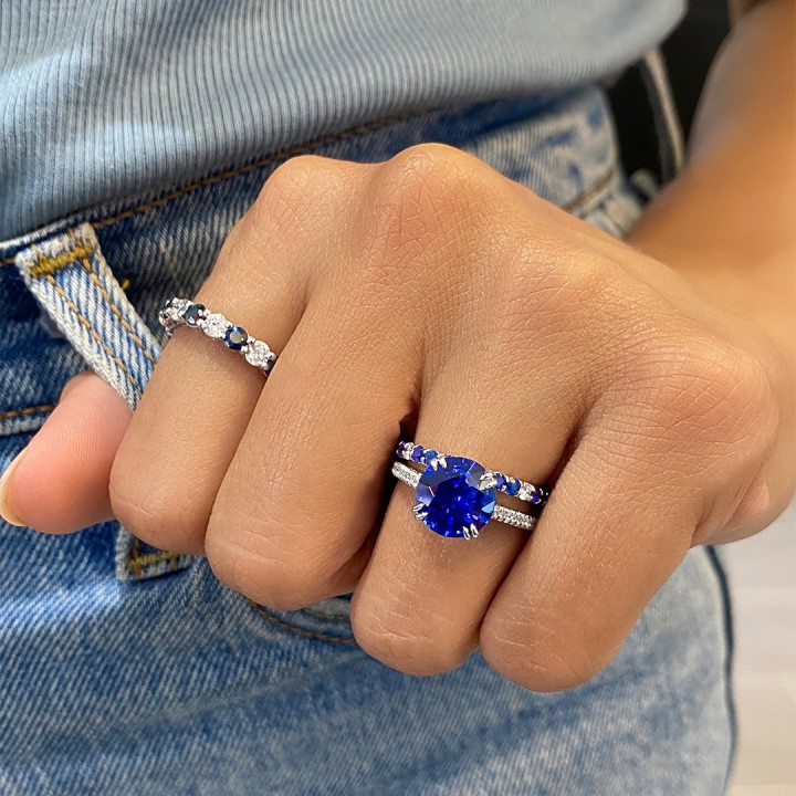 3.36ct Sapphire Round Cathedral Platinum Ring flat