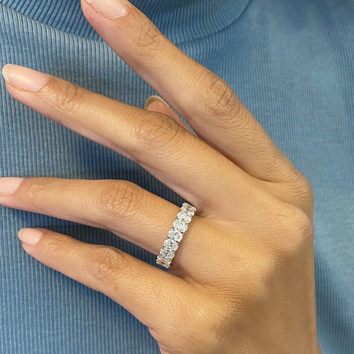 3.90ct Oval Diamond Individual Basket Eternity Band fat