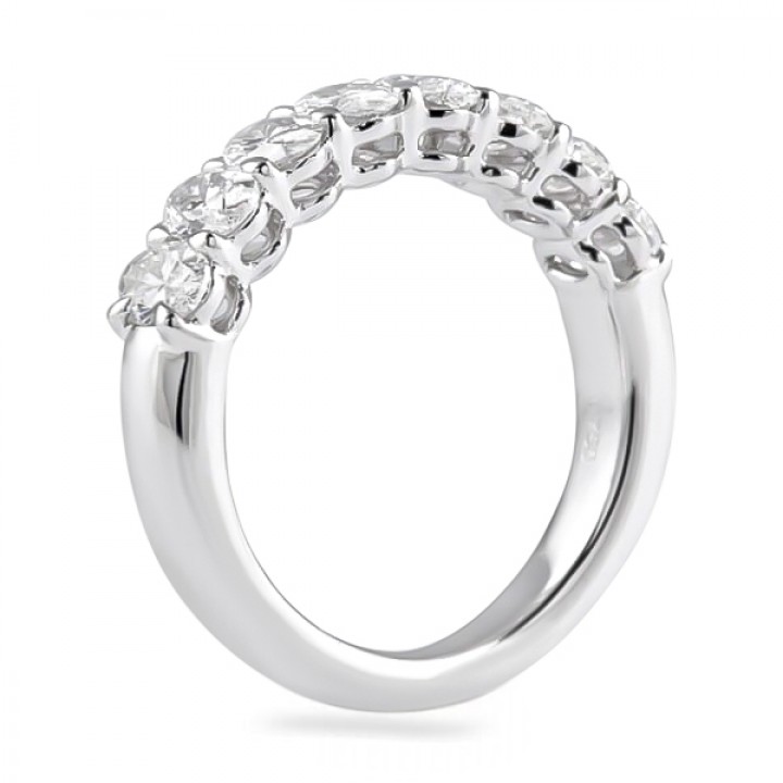 1.60 carat Oval Diamond Halfway Band flat