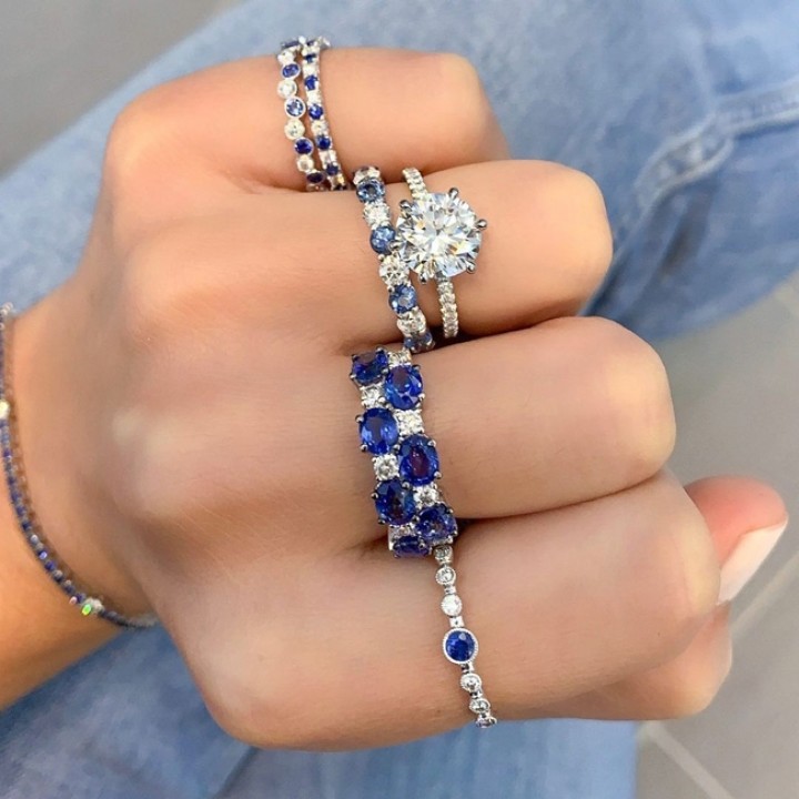 sapphire and diamond alternating shared prong eternity band