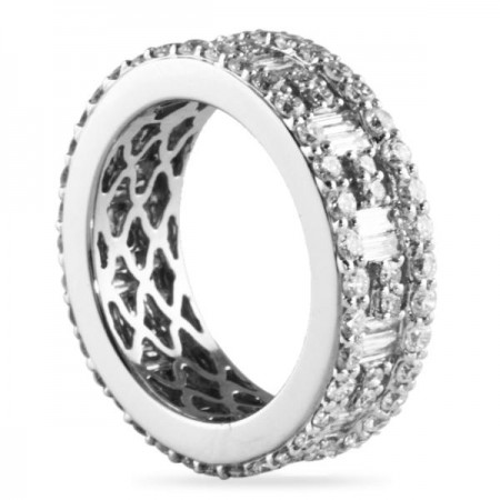 2.75 CT BAGUETTE AND ROUND DIAMOND ETERNITY BAND 