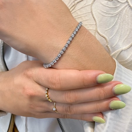 5.2 carat Lab-Grown Diamond Tennis Bracelet flat