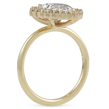 2.80 carat Pear Shape Diamond Graduated Halo Ring