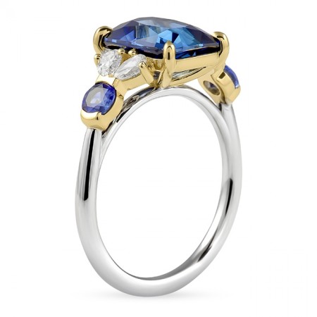 3.52 carat Sapphire Seven-Stone Engagement Ring flat