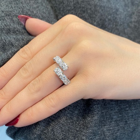 2.5 carat TW Oval Lab Diamond Crossover Band flat