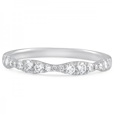 Graduating Size Round Diamond Halfway Pave Band